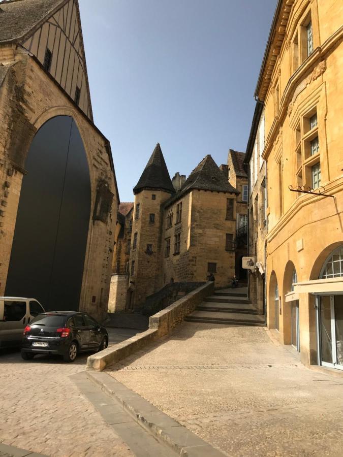 Le Mondou Saint-Julien-de-Lampon Exteriér fotografie